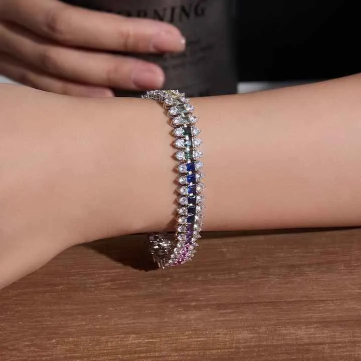 أساور ساحرة من سبائك الزركونيا المكعبة - cubic zirconia alloy charm bracelets