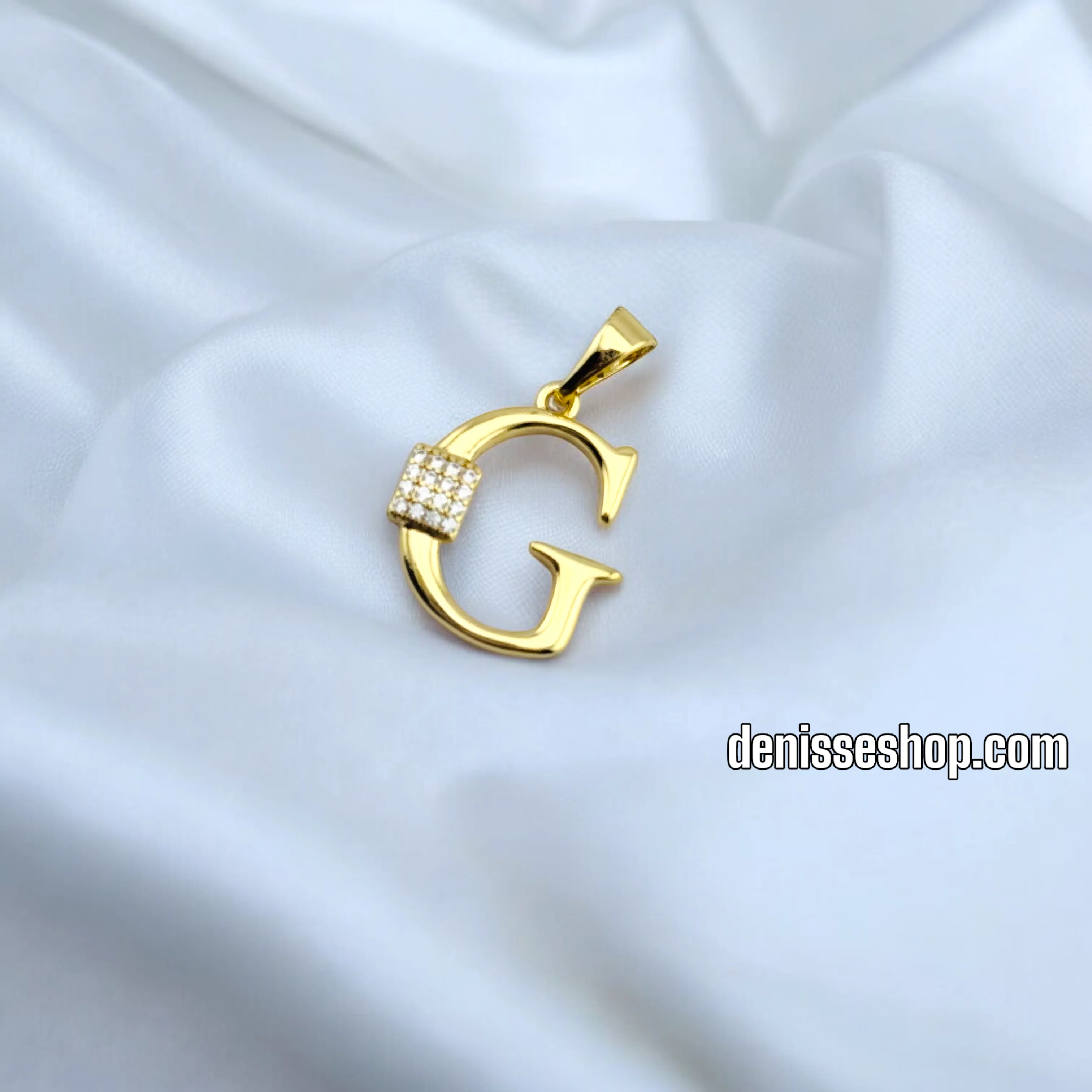 14K FASHION LARGE LETTER PENDANT P645