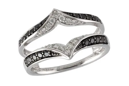14KT Gold V Shape Black Diamond Ring Guard