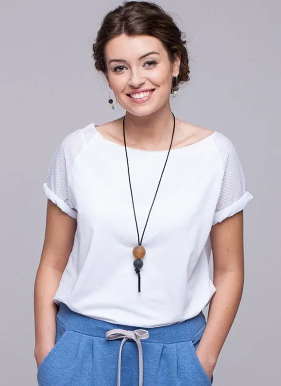 AMBER PENDANT NECKLACE  - FOR A DECIDEDLY UNIQUE STYLE
