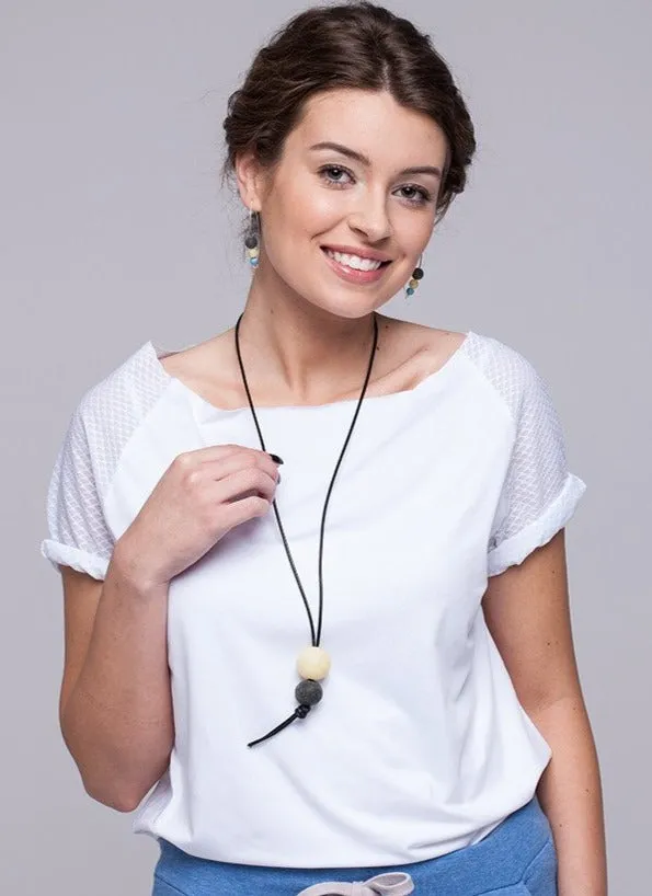 AMBER PENDANT NECKLACE  - FOR A DECIDEDLY UNIQUE STYLE
