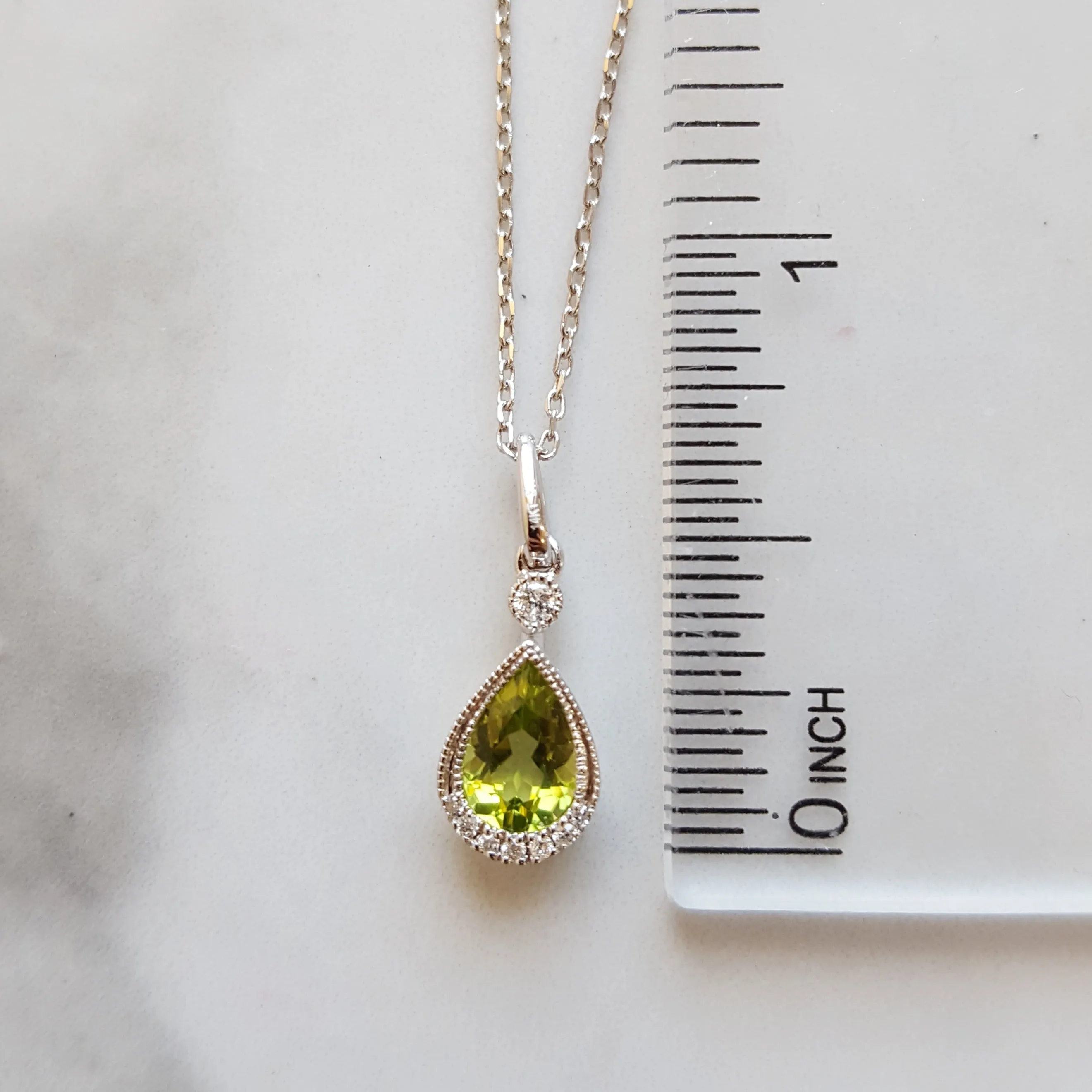 Arizona Peridot Elegant Pendant