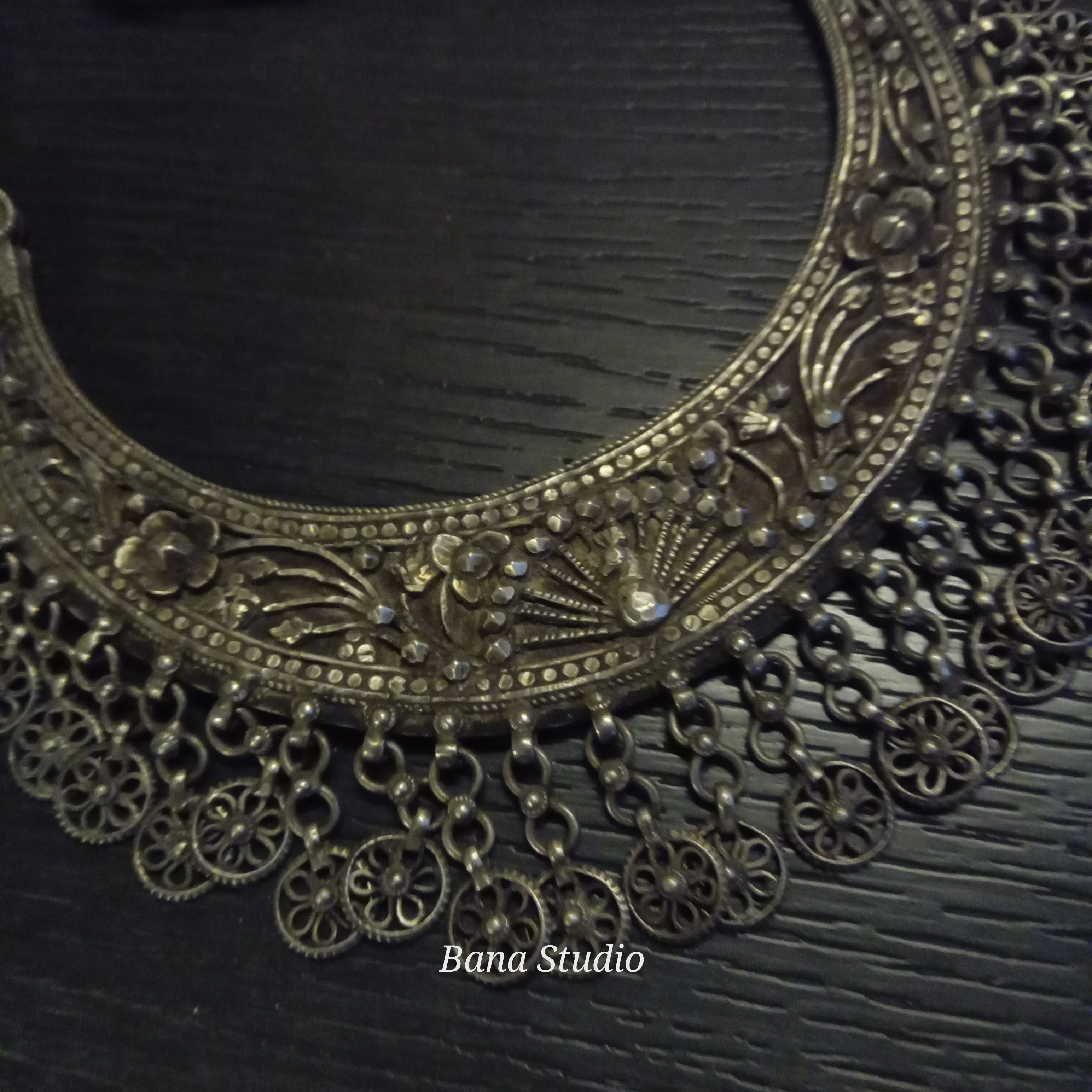 Awadh Sil Hasli