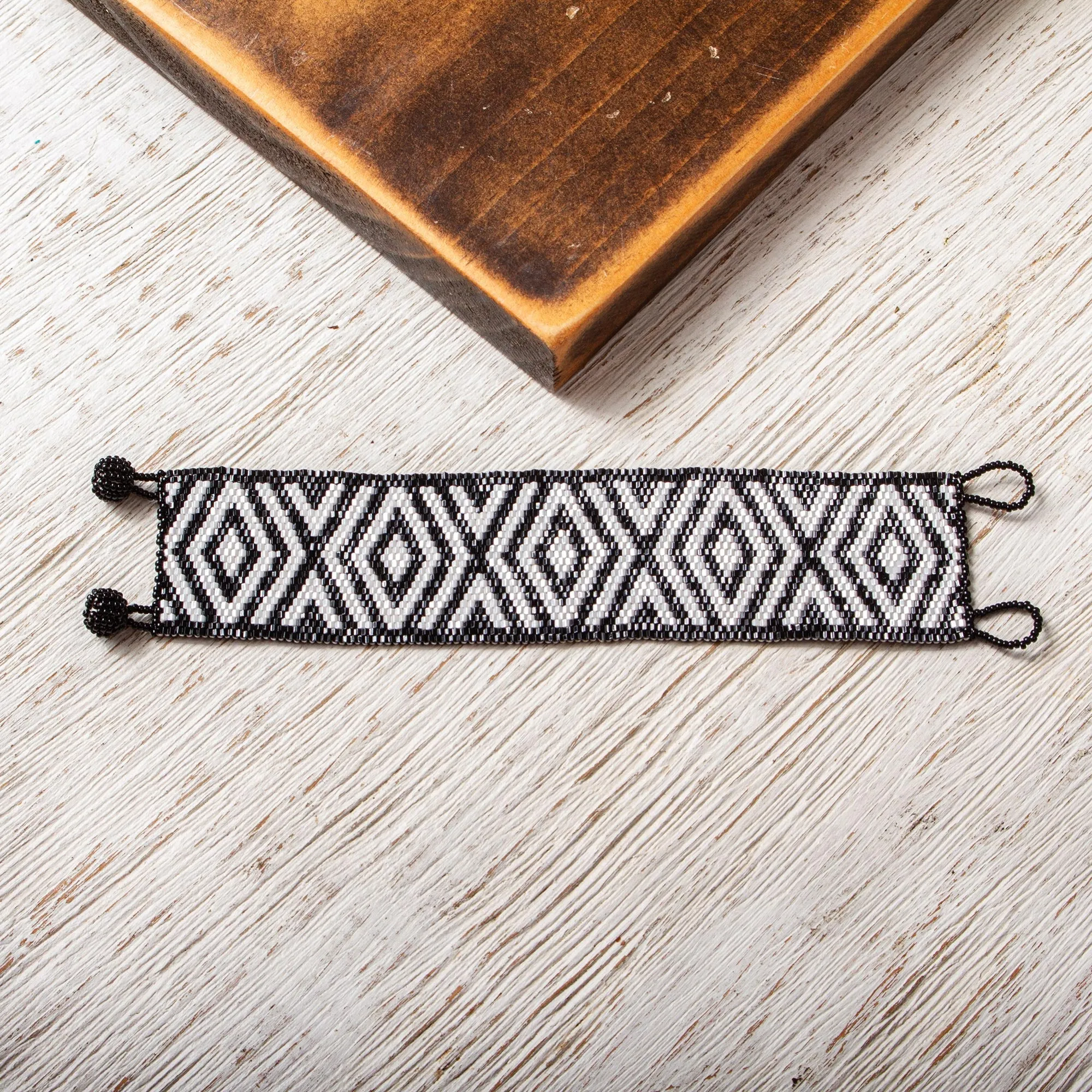 Black and White Diamonds Huichol Handmade Black and White Beadwork Bracelet