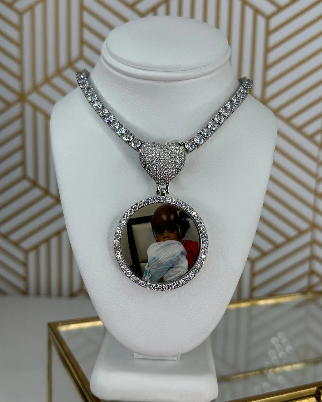 Circle Heart Photo Pendant