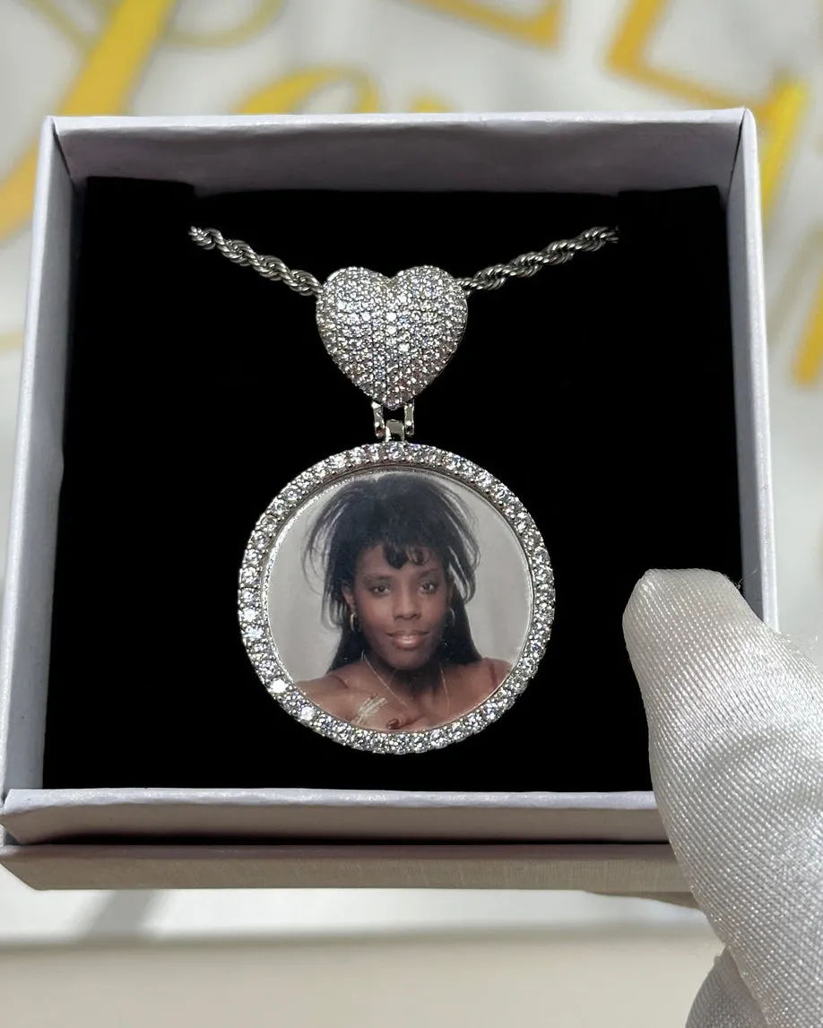 Circle Heart Photo Pendant