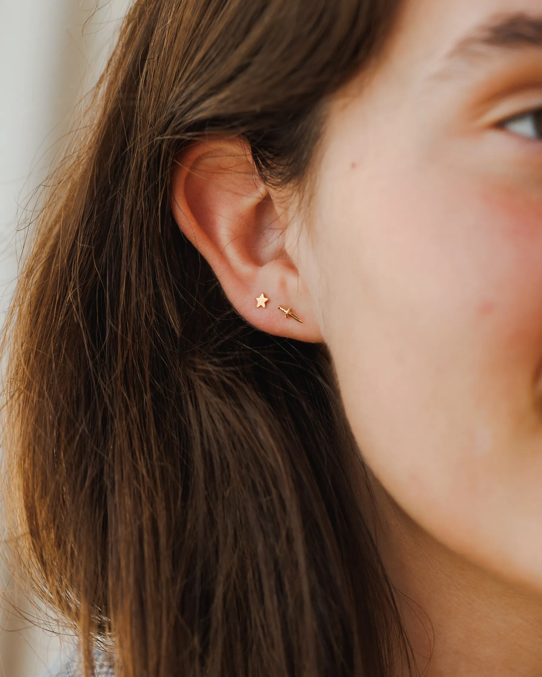 Dagger Studs