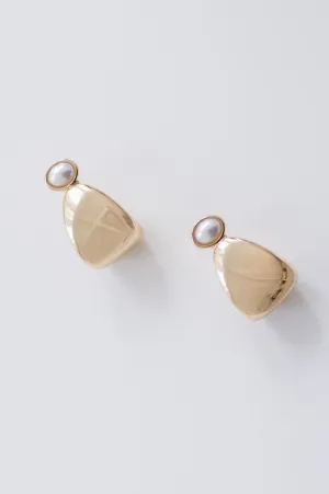 Danielle Pearl Teardrop Earrings Gold
