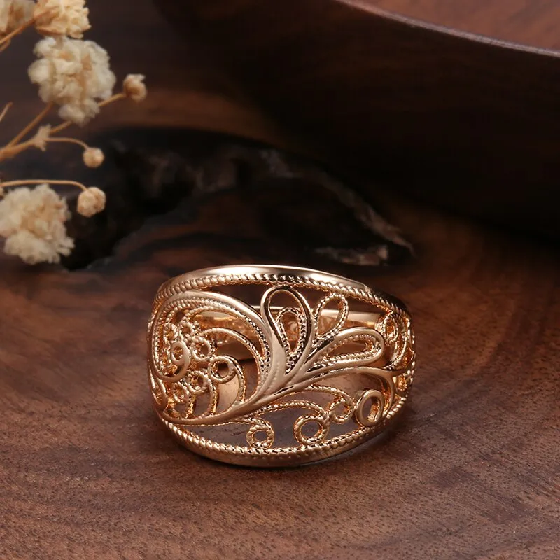 Elegant Hollow Texture Glossy 585 Gold Color Wide Rings For Women
