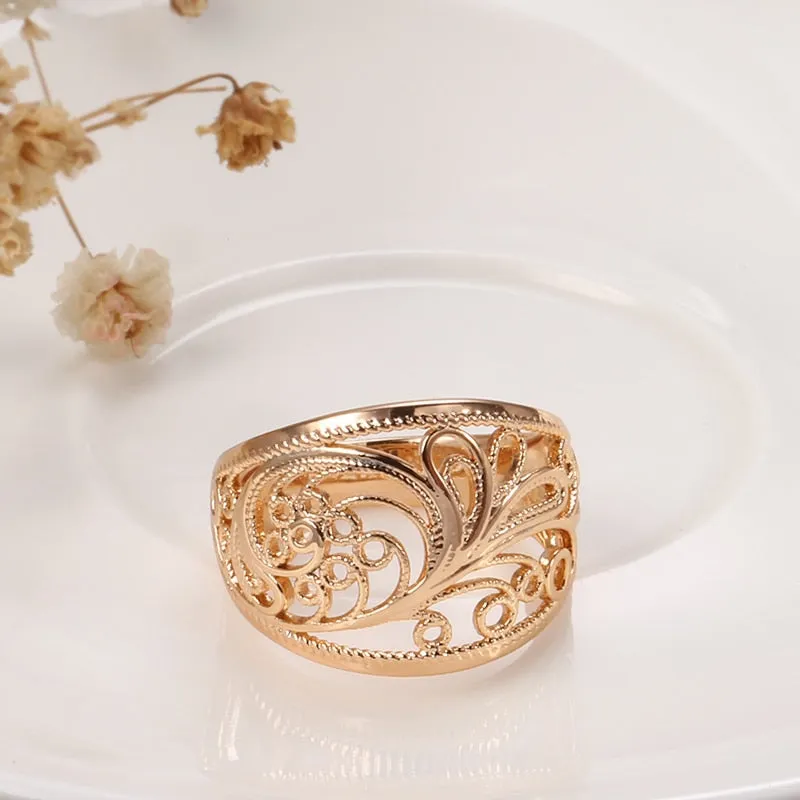 Elegant Hollow Texture Glossy 585 Gold Color Wide Rings For Women