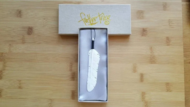 Feather Tribe Flight Feathers Pendant - Medium