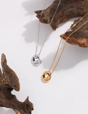 Geometric Pendant Necklace in Gold Vermeil