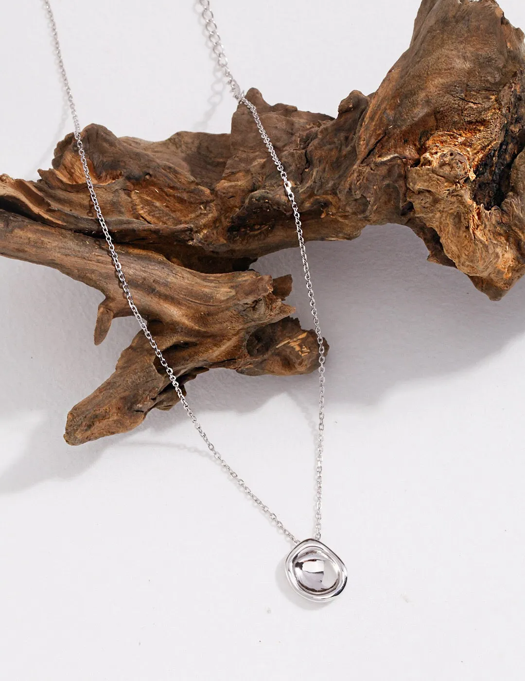 Geometric Pendant Necklace in Gold Vermeil