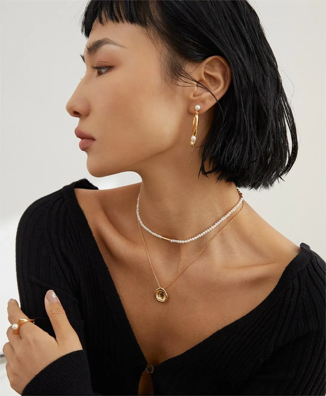 Geometric Pendant Necklace in Gold Vermeil