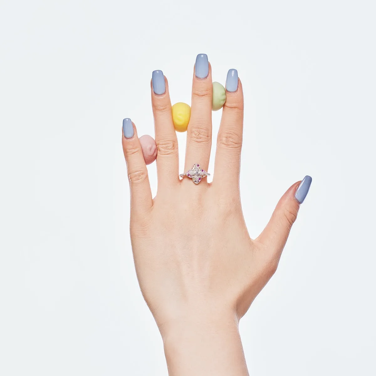 [Goodv]Luxurious Colorful Flower Shape Banquet Ring