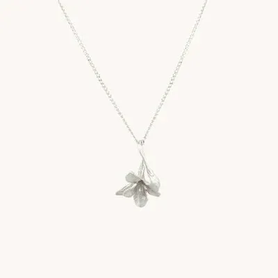 Gratinsta Necklaces
