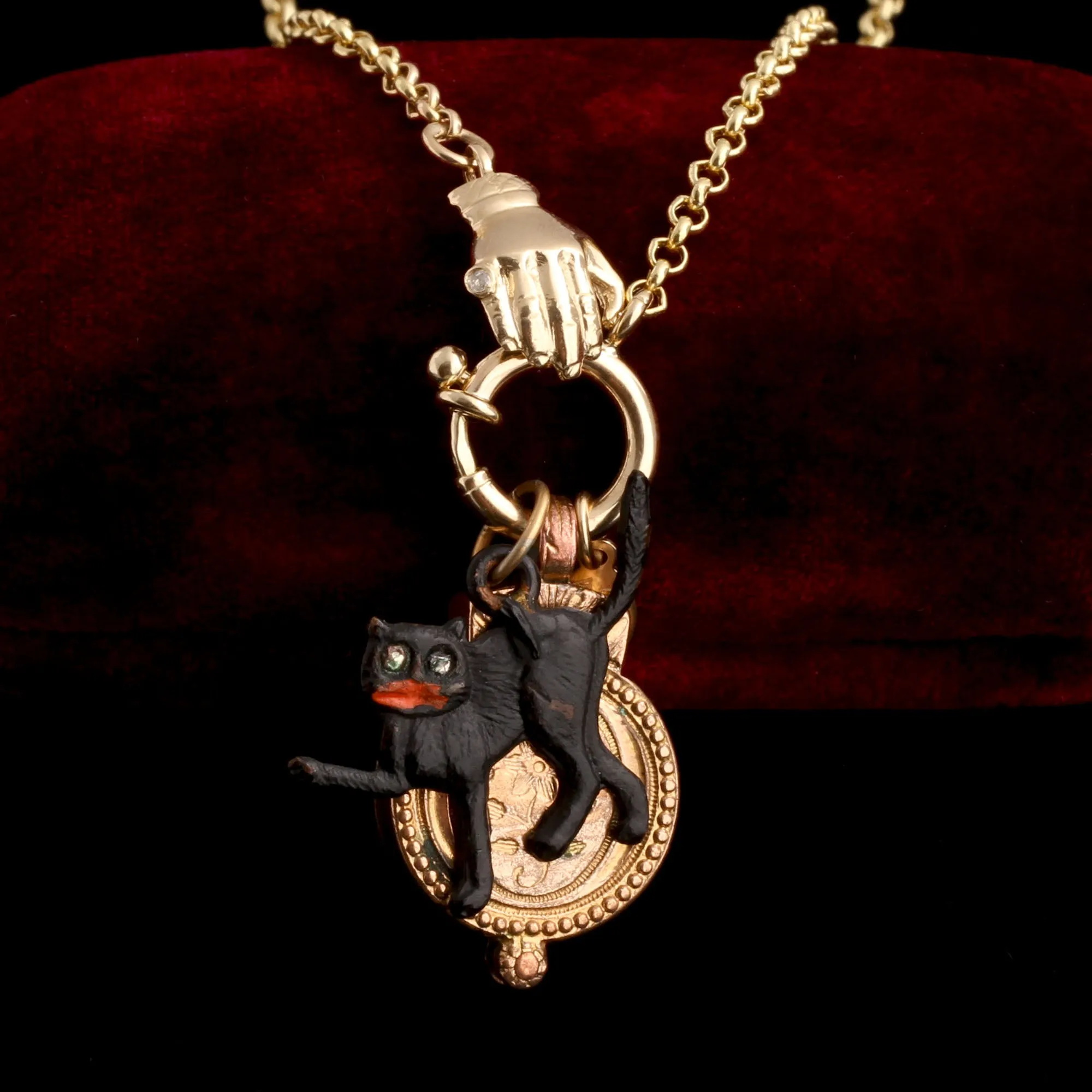 Handclasp Charm Base Necklace