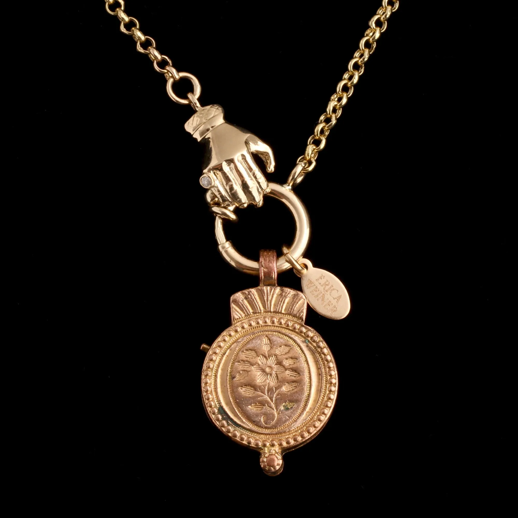Handclasp Charm Base Necklace