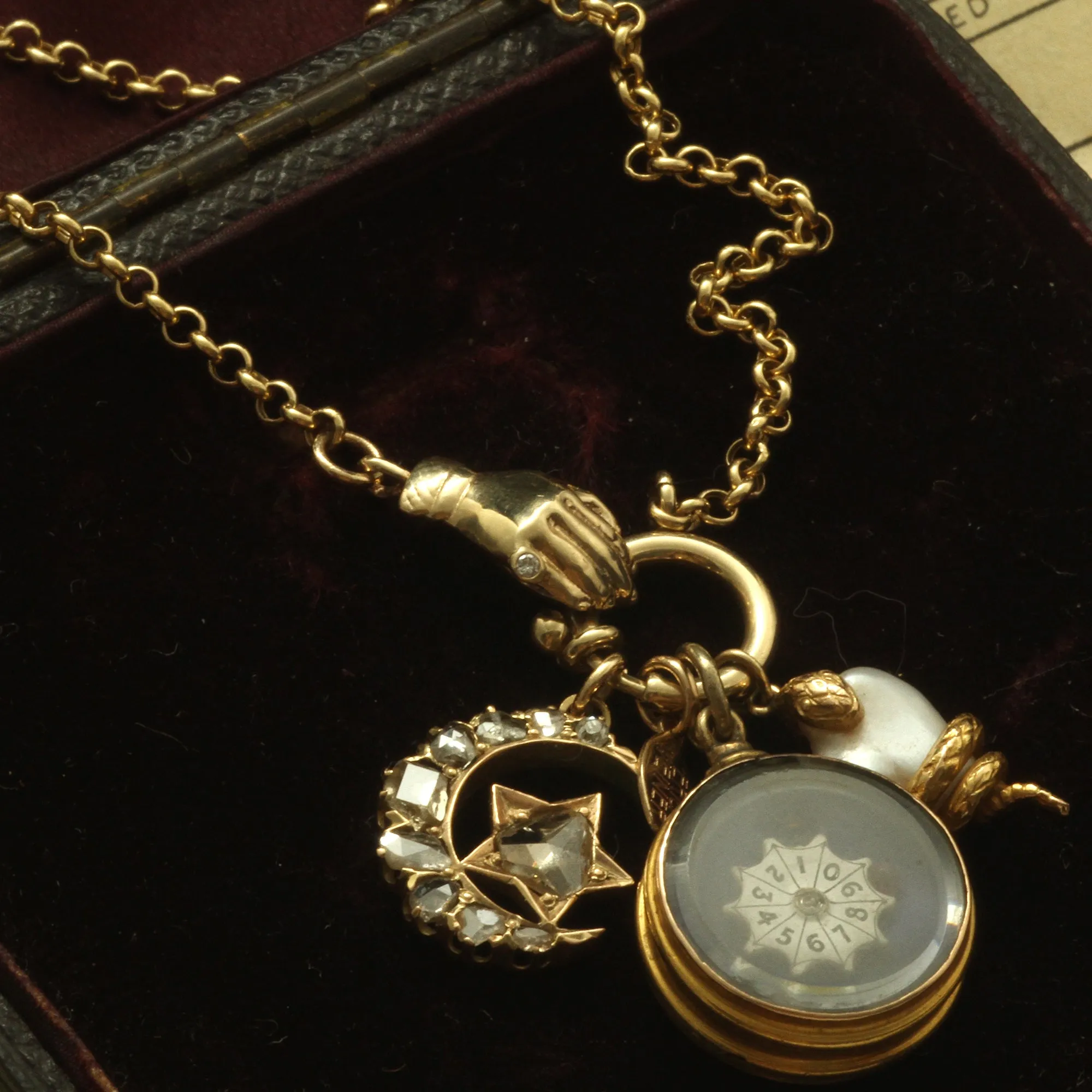 Handclasp Charm Base Necklace