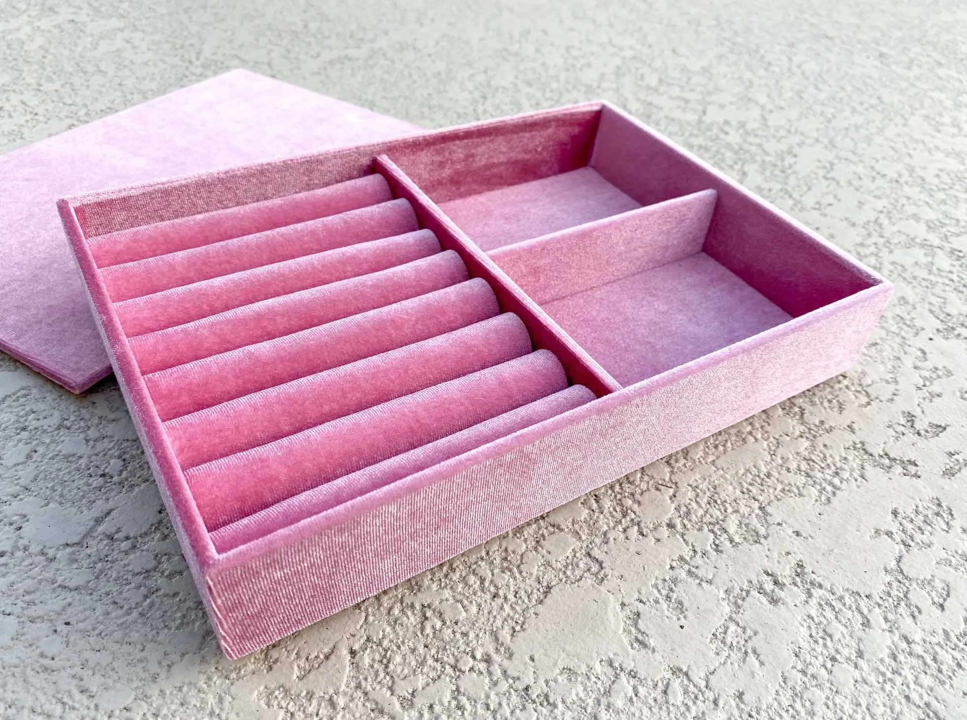 Large Multiple Ring Compartment Luxurious Velvet Jewelry Ring Tray RB006