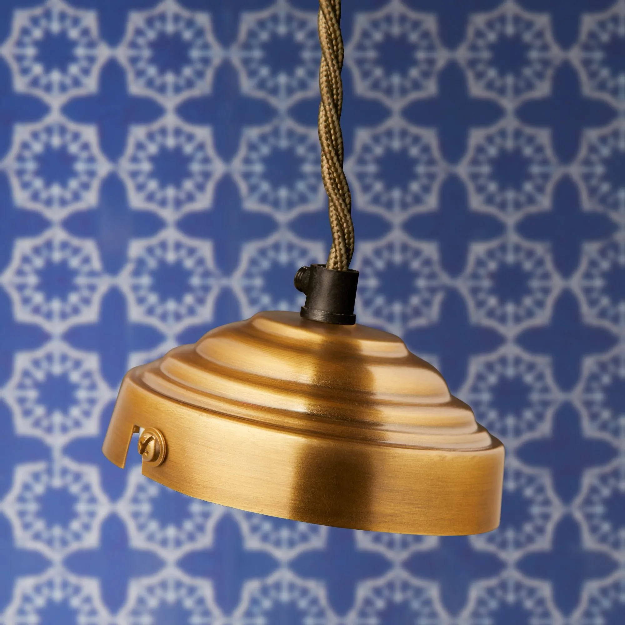 Larger Jute pendant in navy with baffle