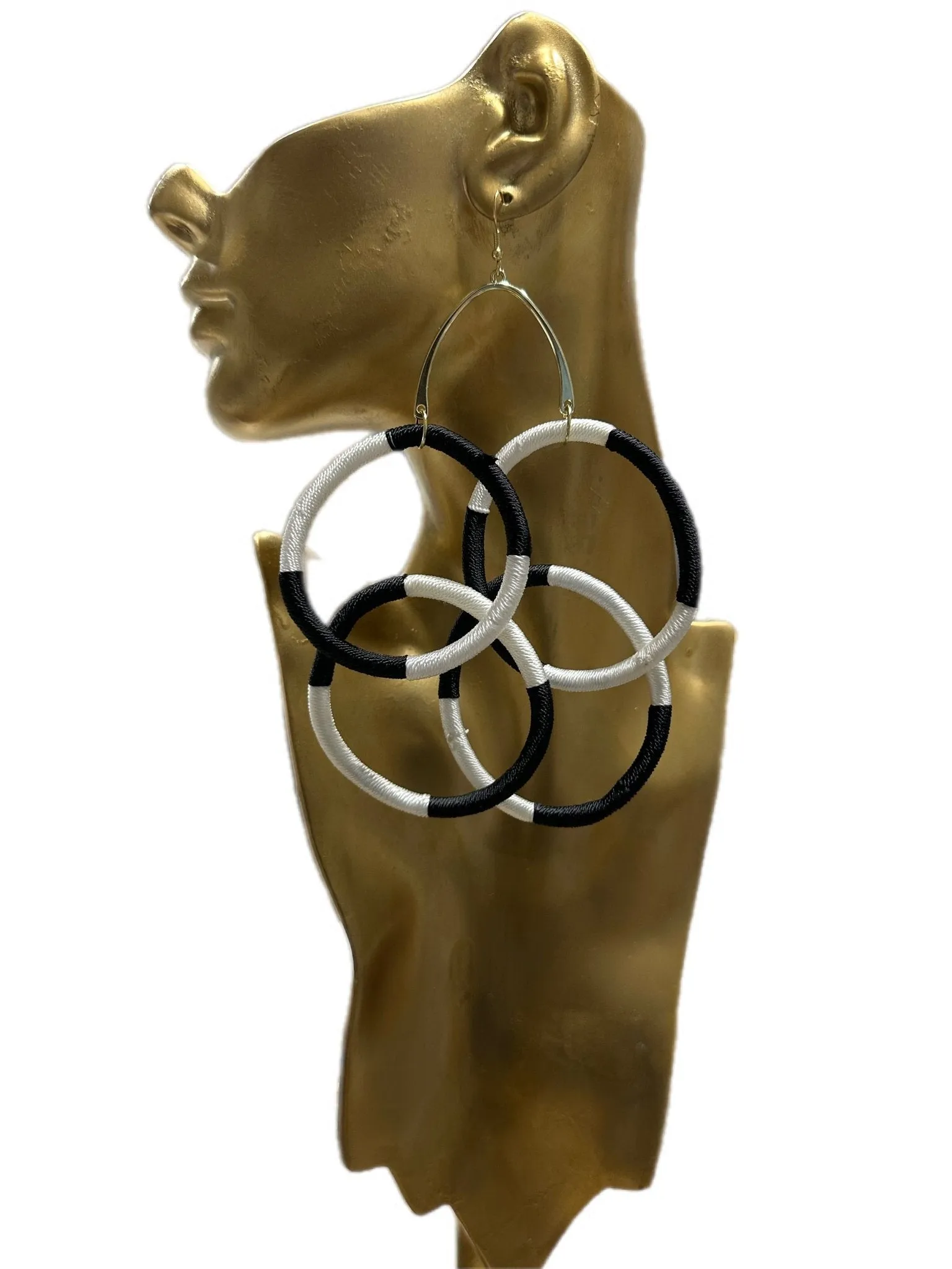 Lightweight multi rings Kukua Earrings