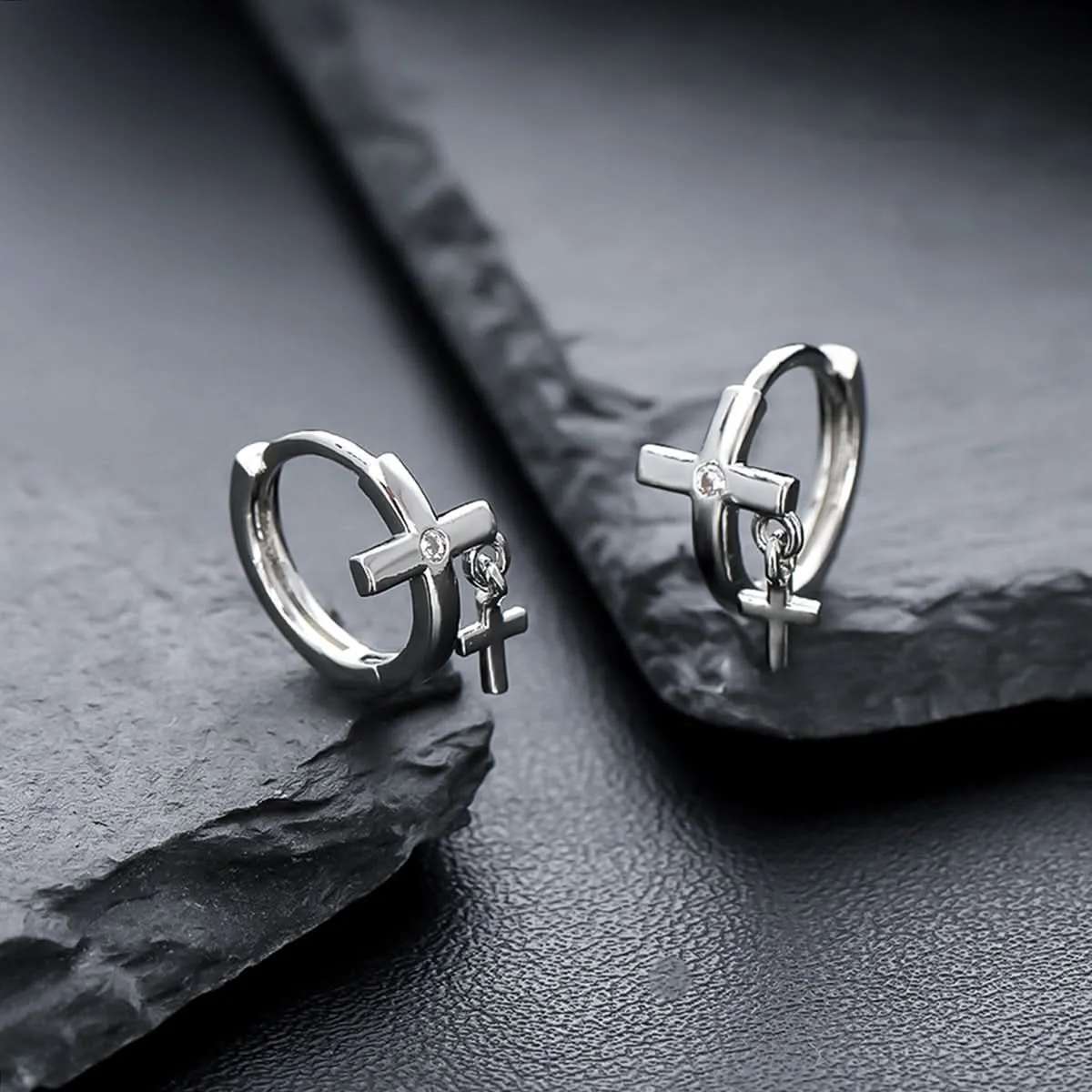 Men’s Trendy Double Cross Earrings – Stylish & Versatile Design