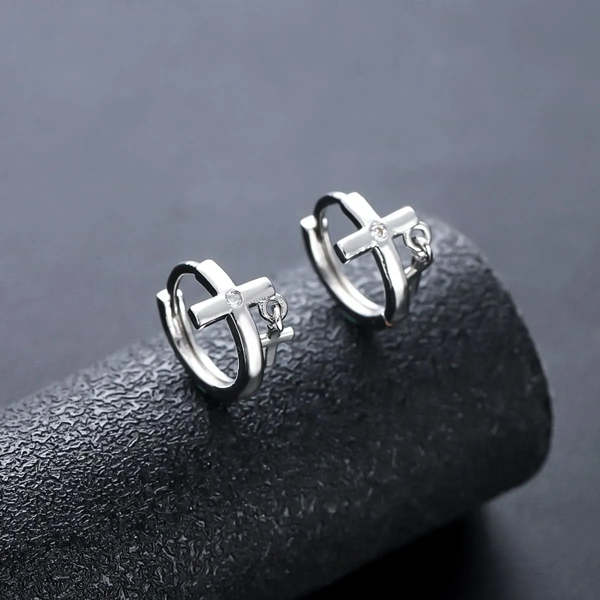 Men’s Trendy Double Cross Earrings – Stylish & Versatile Design