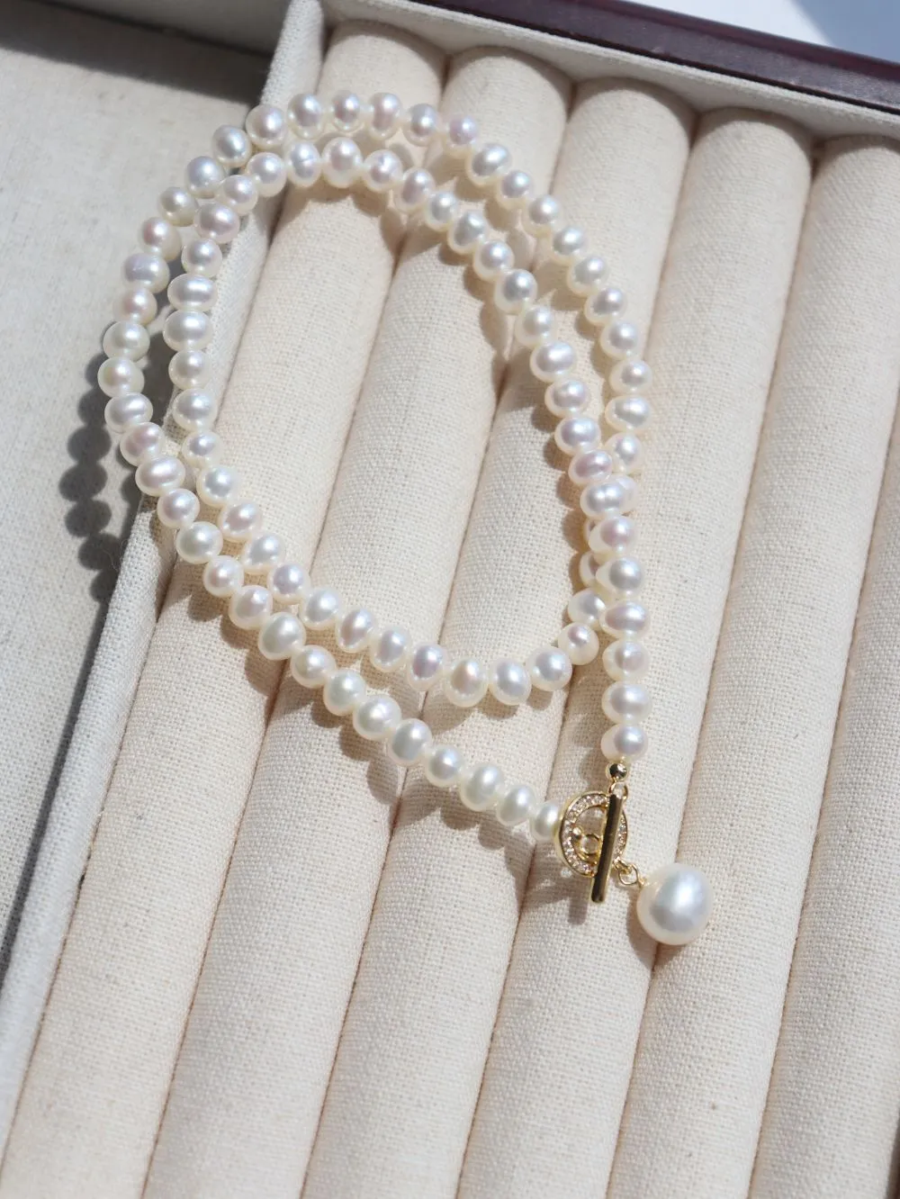 Natural Freshwater Pearl Zircon OT Buckle Necklace
