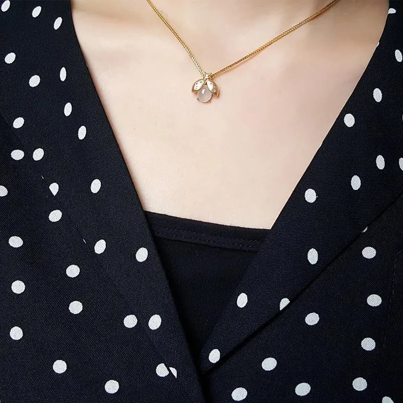 New design natural ice chalcedony seven-star ladybug necklace pendant