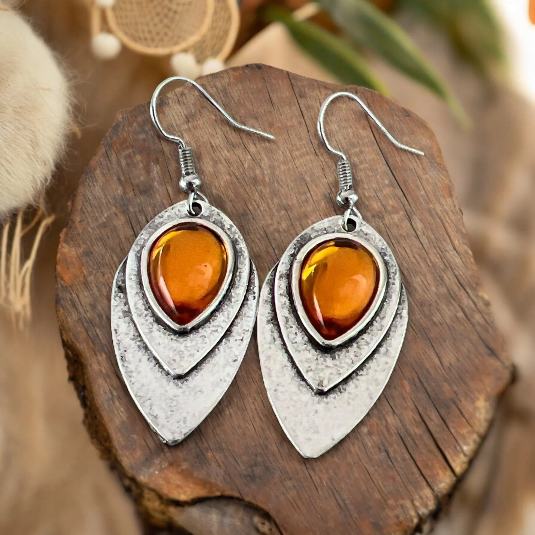 Orange & Silver Tiered Teardrop Earrings: Stylish & Vibrant Accessories