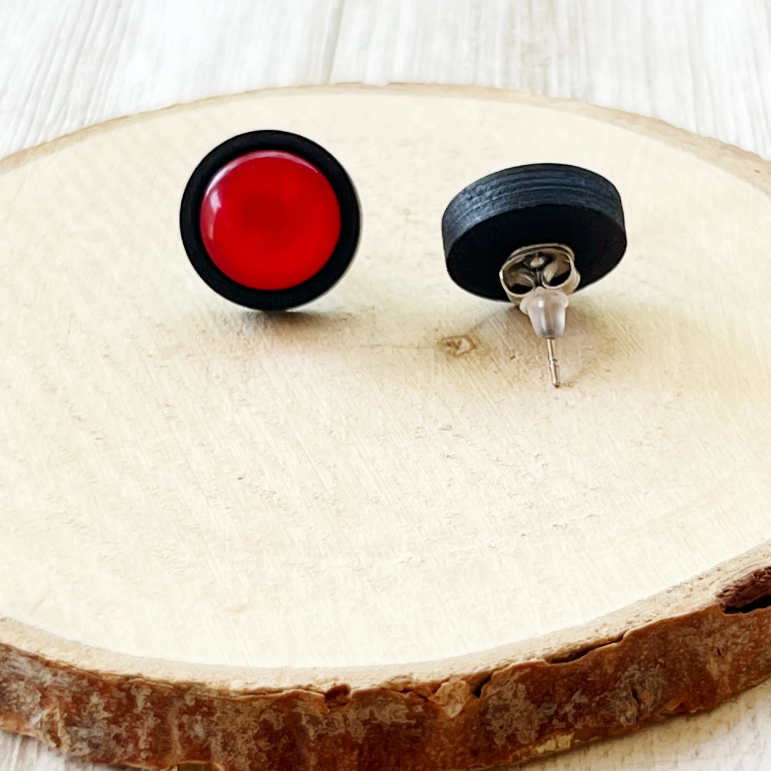 Red Resin Black Wood Unisex Stud Earrings - Stylish & Versatile Accessories