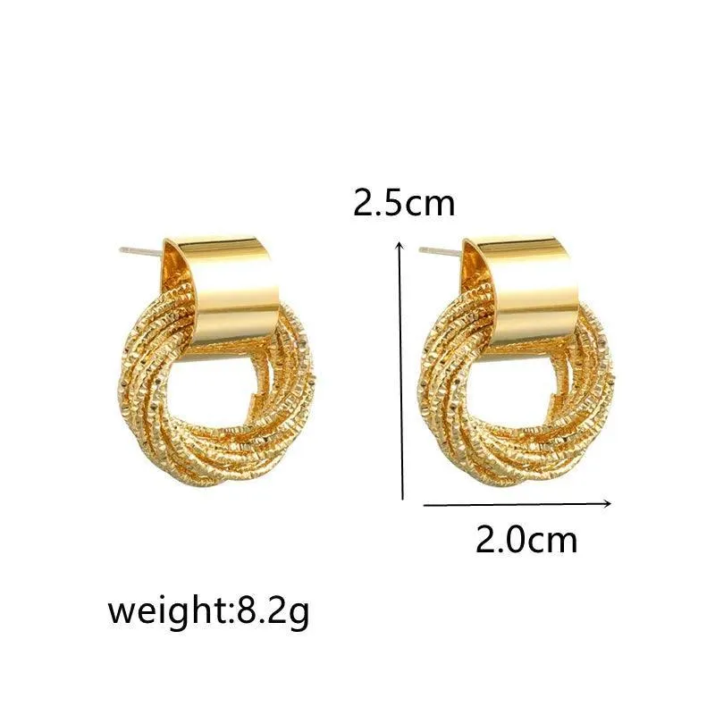 Retro Gold Circle Stud Earrings: Vintage Korean Jewelry - Stylish Women's Fashion