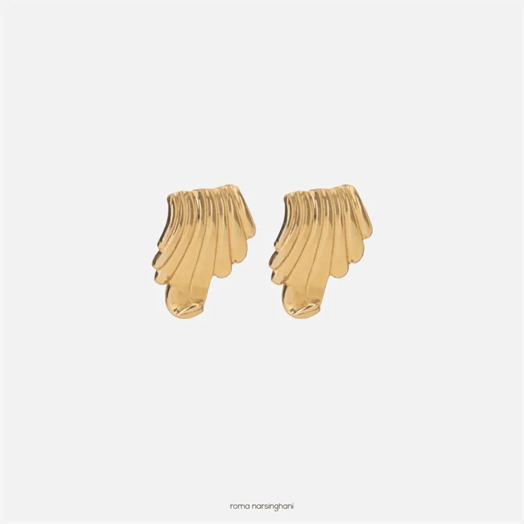 Roma Narsinghani Rehwa studs Earrings The piece is set in brass, with 18KT gold finesse. Each piece is unique and handcrafted by our artisans. RNLOVE10