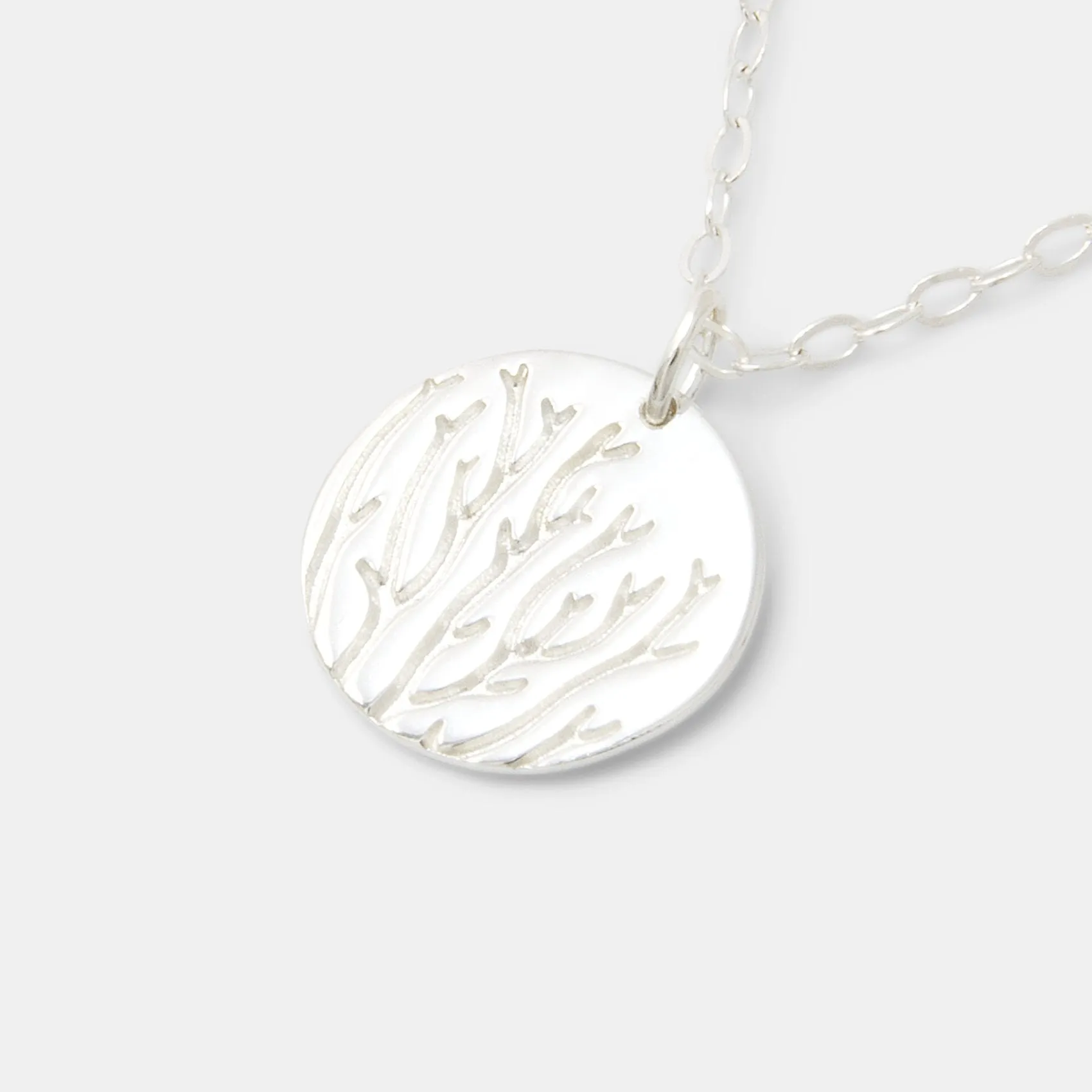 Seagrass Texture Silver Pendant Necklace