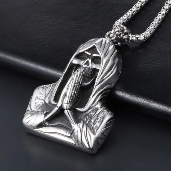 Skull Pray Necklace