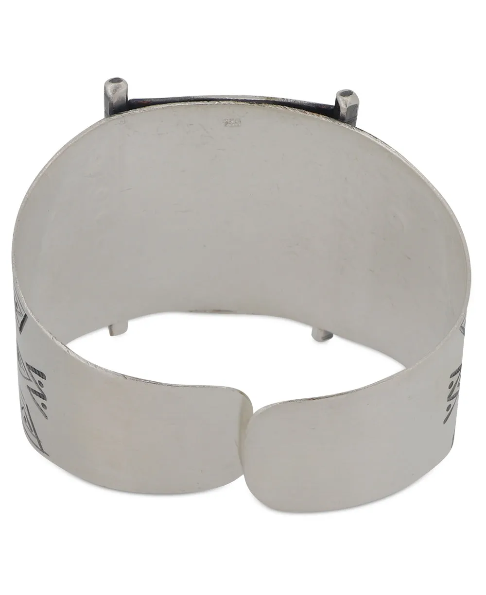 Sterling Silver Wide Cuff Bracelet: A Statement of Elegance and Craftsmanship