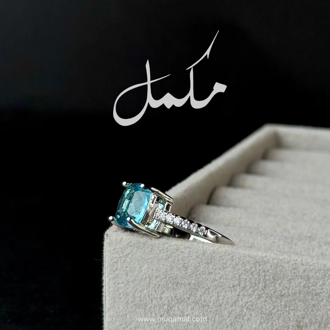 Velvet Curve Ring