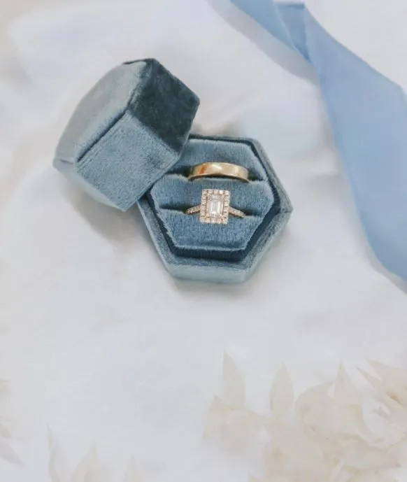 VELVET RING BOX