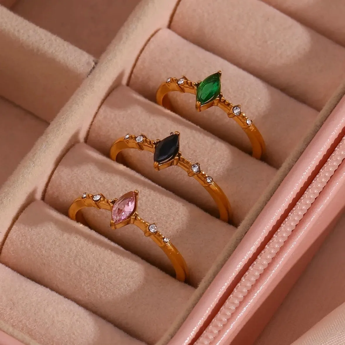 Venus Diamond Ring